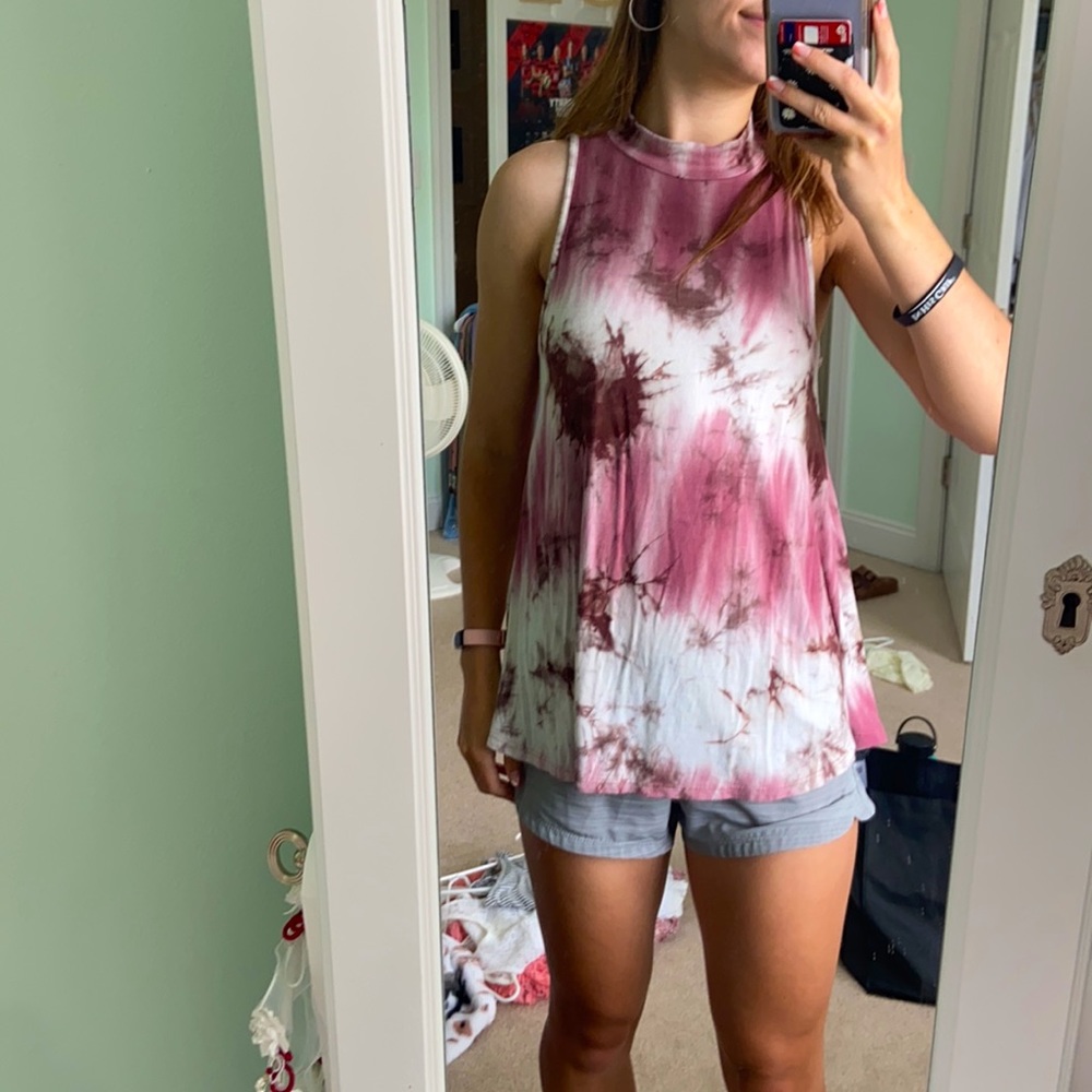 Tye dye high neck tank top!